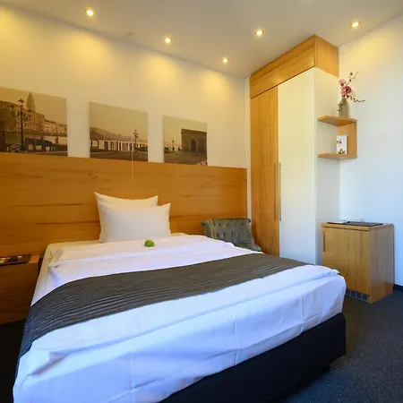 赫尔曼酒店 酒店 3*